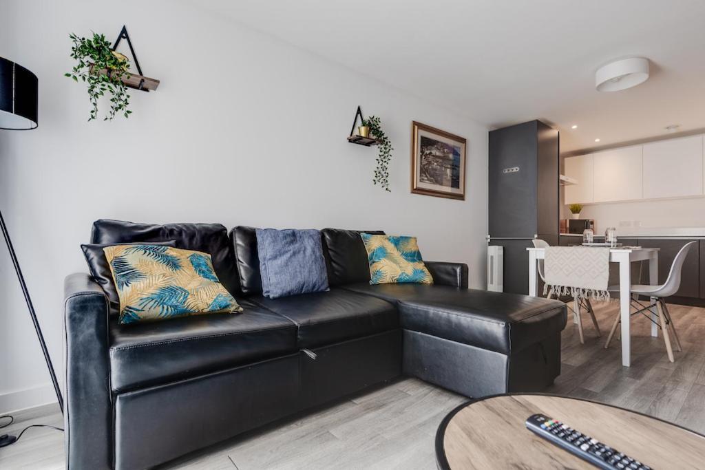 City Living Penthouse Apartment With Parking Manchester Exteriér fotografie